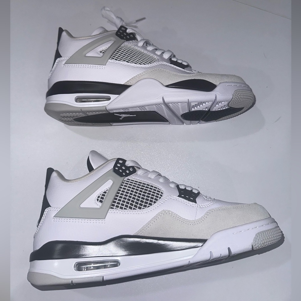Nike Air Jordan 4 Take Flight Retro Sneakers BRAND NEW - Picture 2 of 6